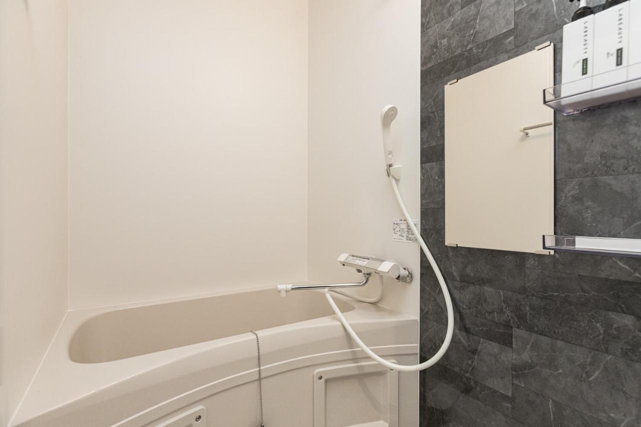 Liberty Palace Apartment1 Осака Екстериор снимка